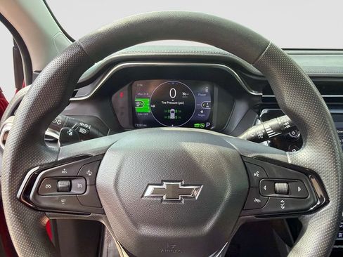 Used 2022 Chevrolet Bolt EUV LT FWD image 27