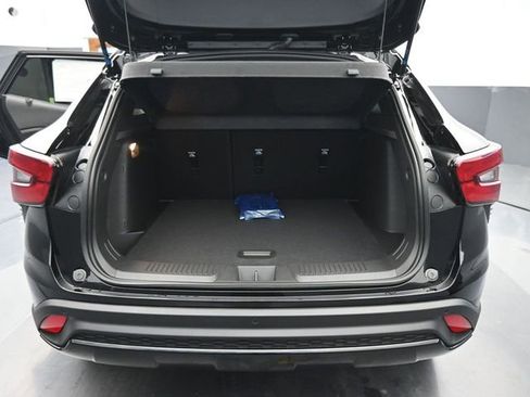 New 2026 Chevrolet Trax RS w/ Driver Confidence Package image 8