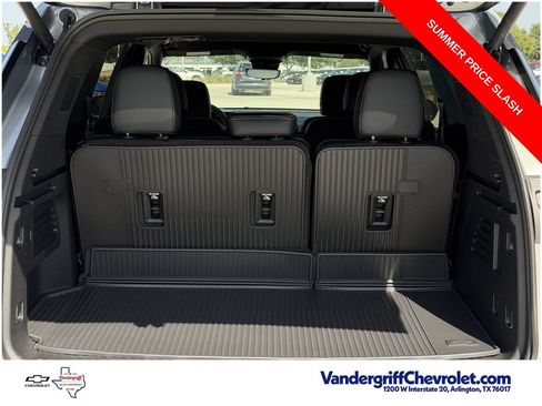 Used 2026 Chevrolet Traverse LT w/ Driver Confidence Package FWD image 27