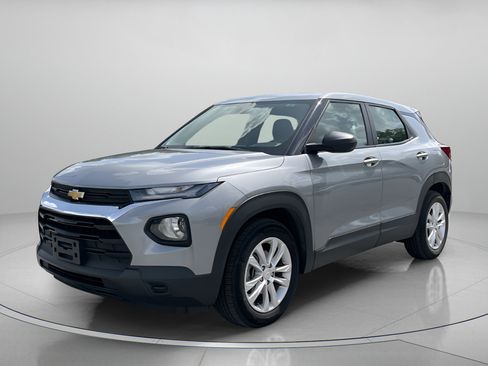 Used 2023 Chevrolet TrailBlazer LS FWD image 5