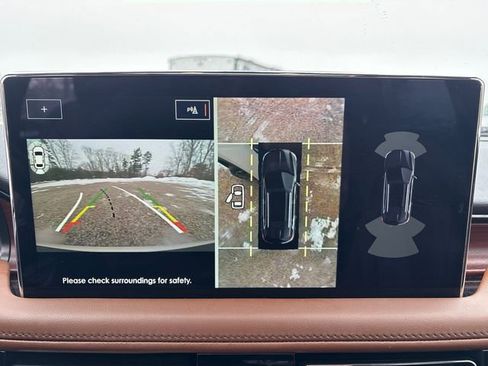 Used 2022 Lincoln Nautilus Reserve w/ Equipment Group 201A image 31