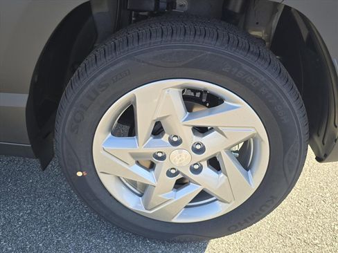 New 2026 Hyundai Kona SE image 12