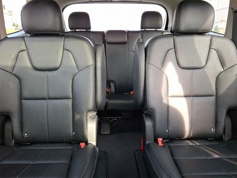 Used 2022 Kia Telluride EX w/ EX Premium Package image 19