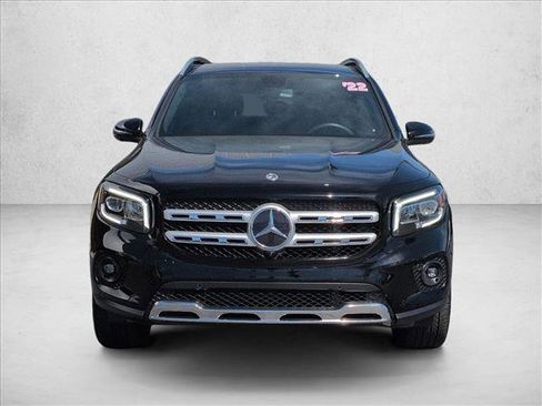 Used 2022 Mercedes-Benz GLB 250 image 2