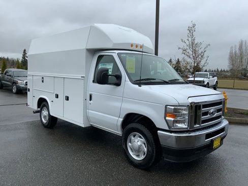 New 2025 Ford E-350 and Econoline 350 Super Duty w/ Power Equipment Group RWD image 3