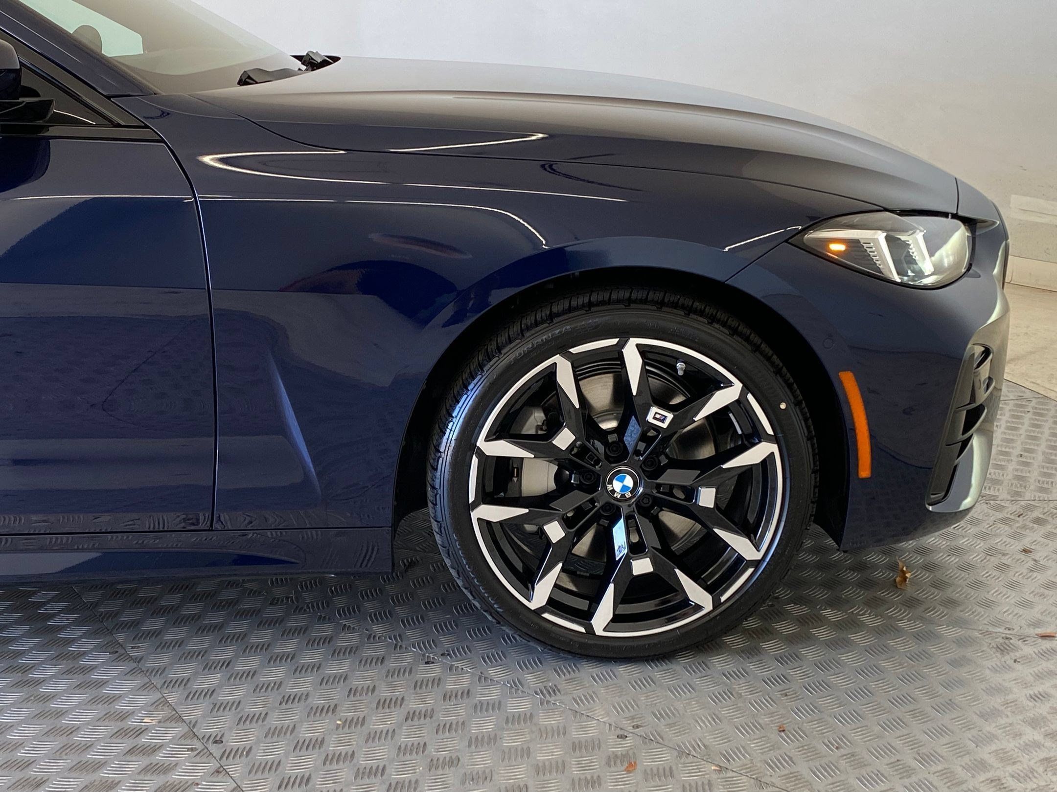 Used 2026 BMW 430i xDrive Coupe w/ M Sport Package AWD/4WD image 12