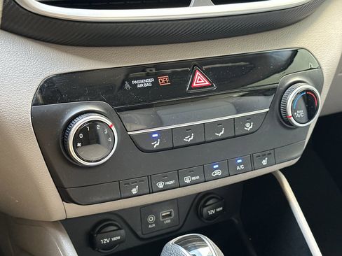 Used 2020 Hyundai Tucson Value w/ Cargo Package image 18