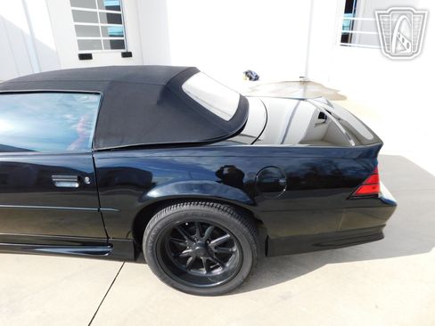 Used 1992 Chevrolet Camaro RS image 17