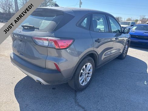 Used 2022 Ford Escape S image 5