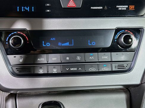 Used 2015 Hyundai Sonata Sport w/ Option Group 03 FWD image 23