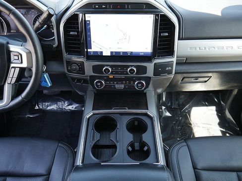 Used 2022 Ford F250 Lariat w/ Black Appearance Package AWD/4WD image 22