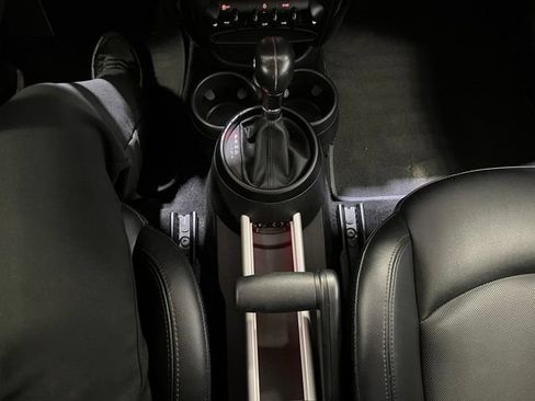 Used 2015 MINI Cooper Paceman FWD image 17