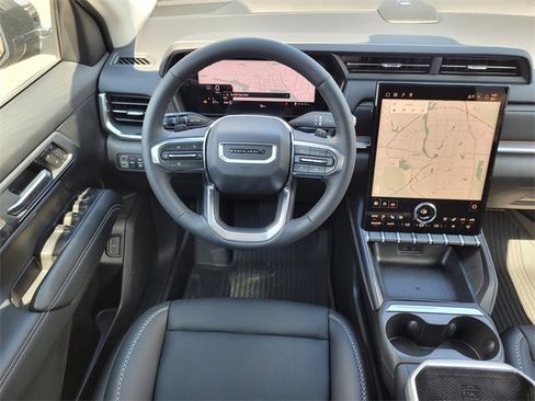 New 2026 GMC Terrain Denali w/ LPO, Black Badging Package image 11