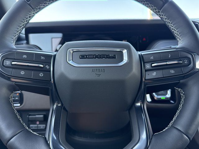 New 2026 GMC Yukon Denali Ultimate w/ LPO, Floor Liner Package AWD/4WD image 25