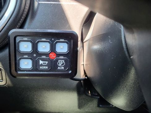 Used 2020 GMC Sierra 3500 SLT w/ SLT Premium Plus Package AWD/4WD image 38