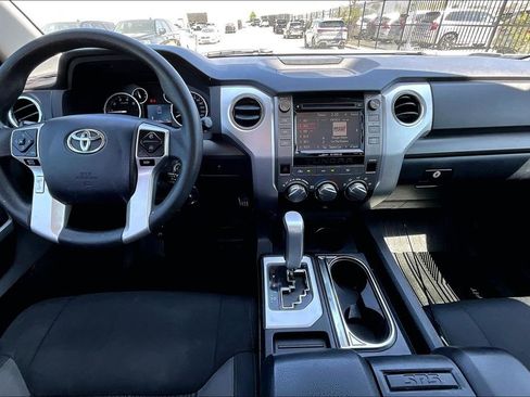 Used 2017 Toyota Tundra SR5 w/ SR5 Upgrade Package image 19