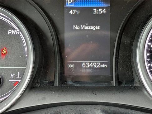 Used 2024 Toyota Camry LE image 11