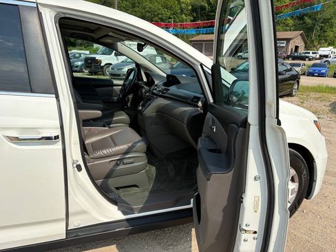 Used 2016 Honda Odyssey EX-L image 18