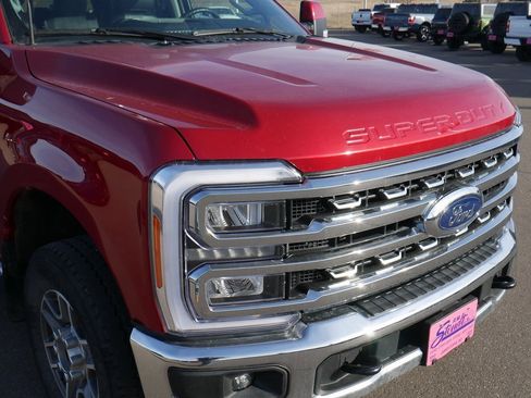 Used 2023 Ford F250 Lariat image 9