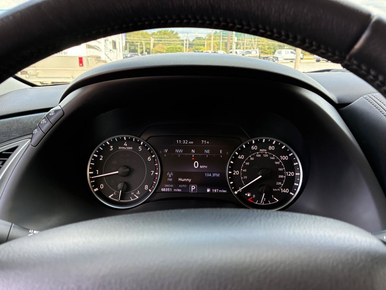 Used 2023 Nissan Armada SV AWD/4WD image 15