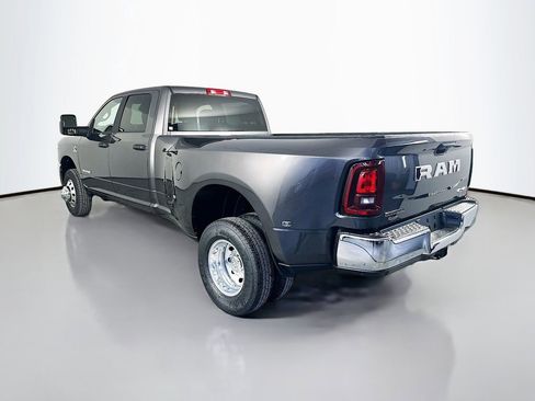 New 2026 RAM 3500 Big Horn AWD/4WD image 5