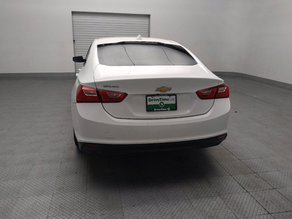 Used 2018 Chevrolet Malibu LT FWD image 6