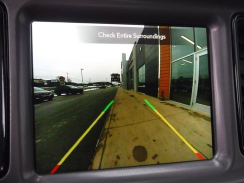 Used 2022 Dodge Challenger R/T Scat Pack w/ Shaker Package image 33