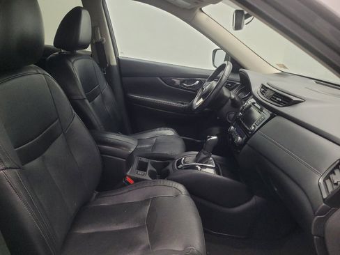 Used 2018 Nissan Rogue SL FWD image 21