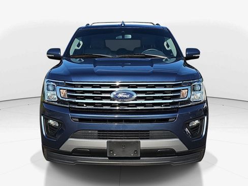 Used 2019 Ford Expedition XLT w/ Equipment Group 202A RWD image 9