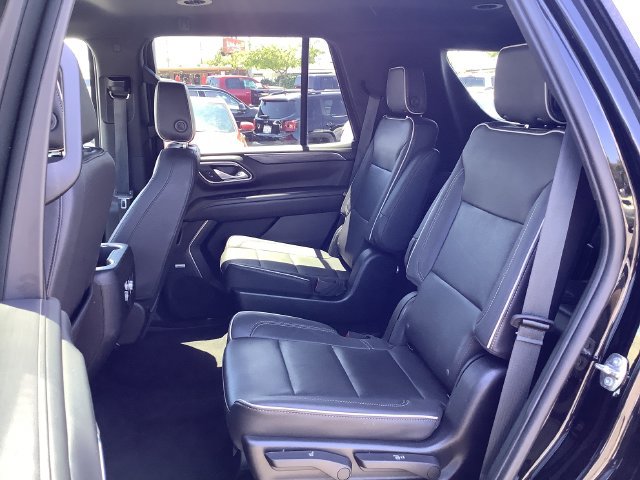 Used 2023 GMC Yukon SLT AWD/4WD image 24