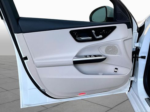 Used 2026 Mercedes-Benz C 300 Sedan image 15