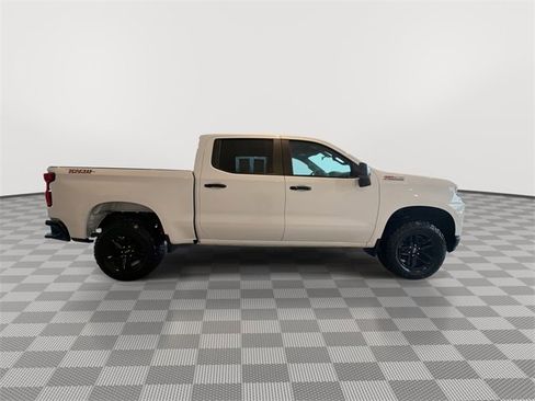 Used 2020 Chevrolet Silverado 1500 LT Trail Boss w/ Convenience Package image 12
