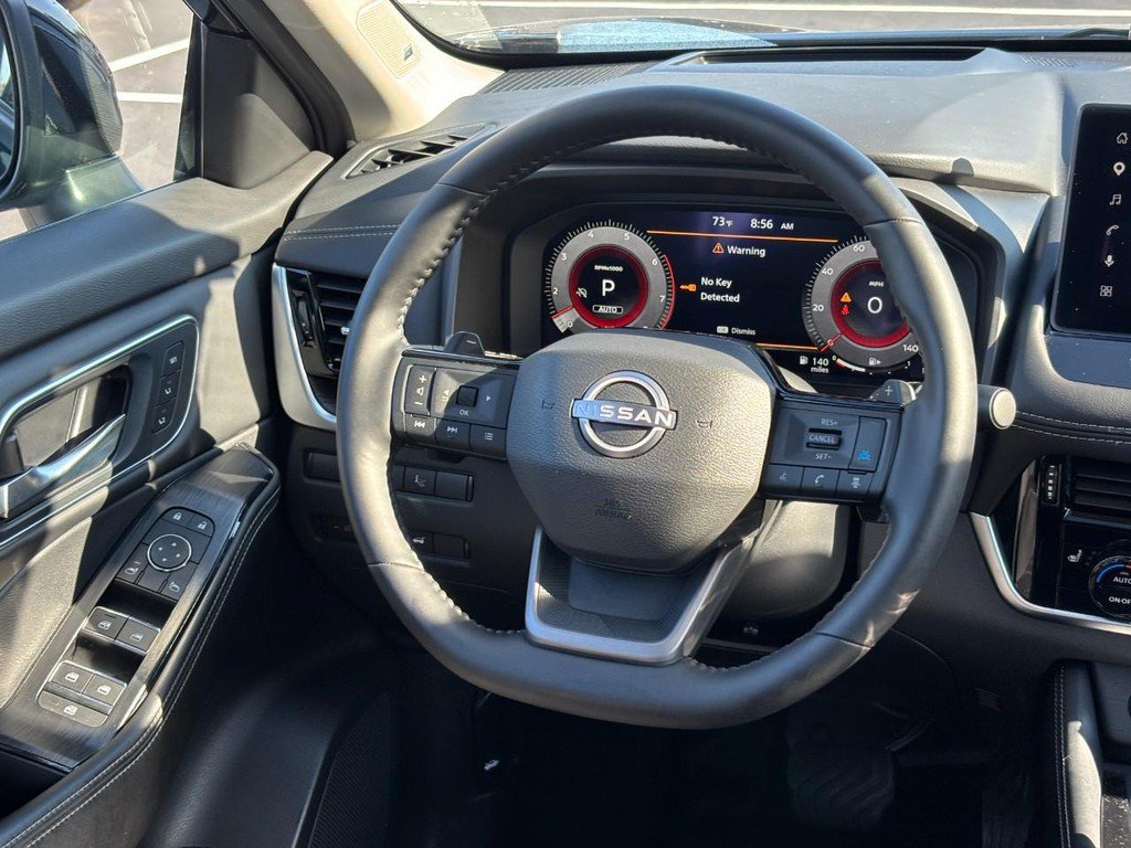 Used 2026 Nissan Rogue Platinum w/ Platinum Premium Package AWD/4WD image 12