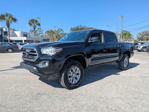 Used 2019 Toyota Tacoma SR5 image 8
