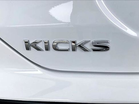Certified 2024 Nissan Kicks S image 9