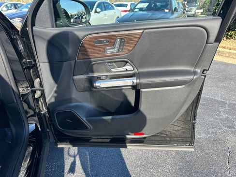 New 2026 Mercedes-Benz GLB 250 image 15