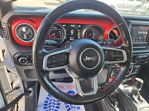 Used 2021 Jeep Wrangler Unlimited Rubicon w/ LED Lighting Group AWD/4WD image 15