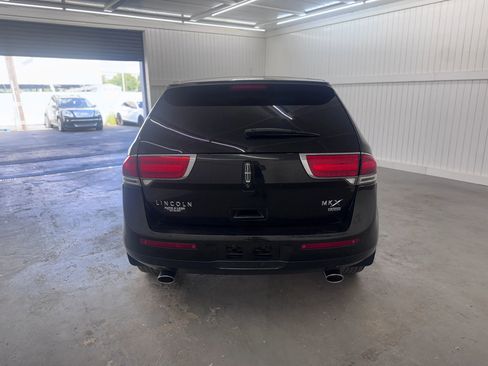 Used 2015 Lincoln MKX AWD w/ Equipment Group 102A image 6