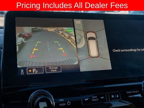 Used 2023 Nissan Armada Platinum w/ Captain's Chairs Package RWD image 6