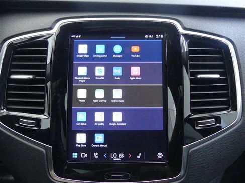 Used 2023 Volvo XC90 T8 Plus AWD/4WD image 14