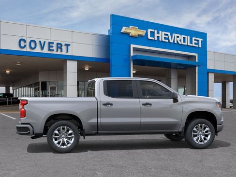 New 2026 Chevrolet Silverado 1500 Custom RWD image 5