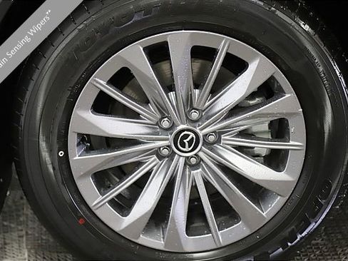 Used 2025 MAZDA CX-90 Plug-In Hybrid w/ Preferred image 8