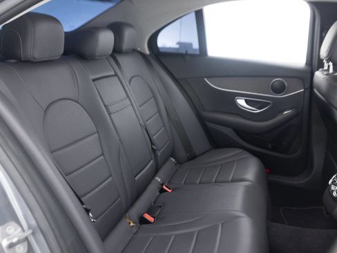 Used 2019 Mercedes-Benz C 300 Sedan image 31