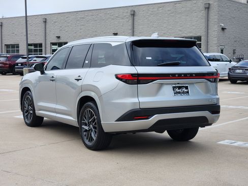 Used 2025 Lexus TX 350 AWD w/ Technology Package image 4