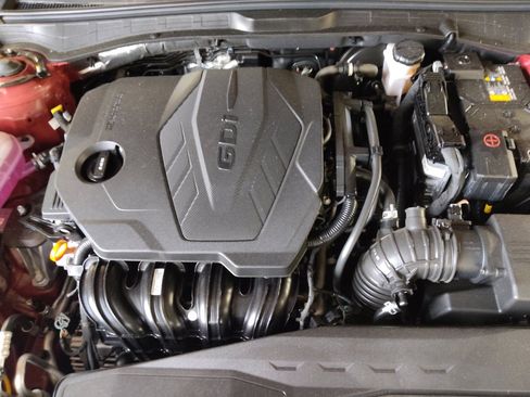 Used 2025 Hyundai Sonata SEL FWD image 30