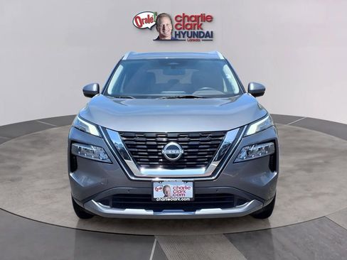 Used 2023 Nissan Rogue SL w/ SL Premium Package FWD image 8