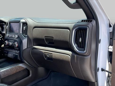 Used 2022 GMC Sierra 2500 Denali w/ Technology Package AWD/4WD image 18