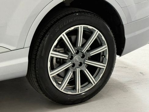 Used 2018 Audi Q7 3.0T Premium Plus w/ Premium Plus Package AWD/4WD image 36