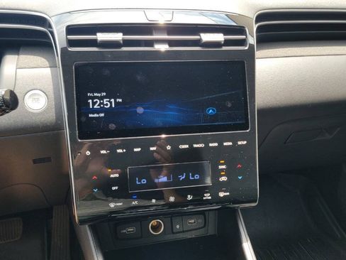 Used 2022 Hyundai Tucson Limited w/ Cargo Package FWD image 12