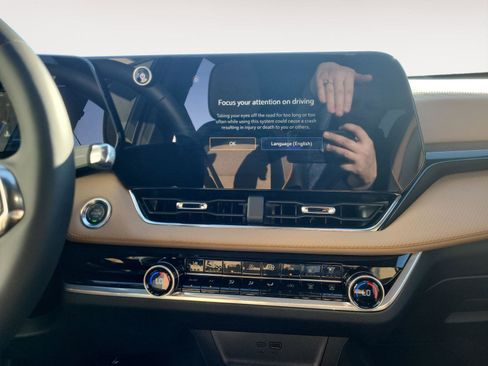 New 2026 Chevrolet Equinox ACTIV w/ Safety and Technology Package image 14